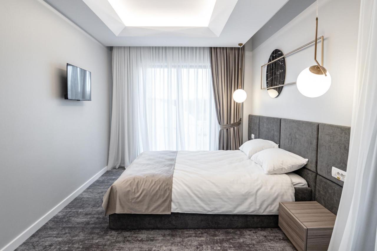 Hotel Caprice 바커우 외부 사진